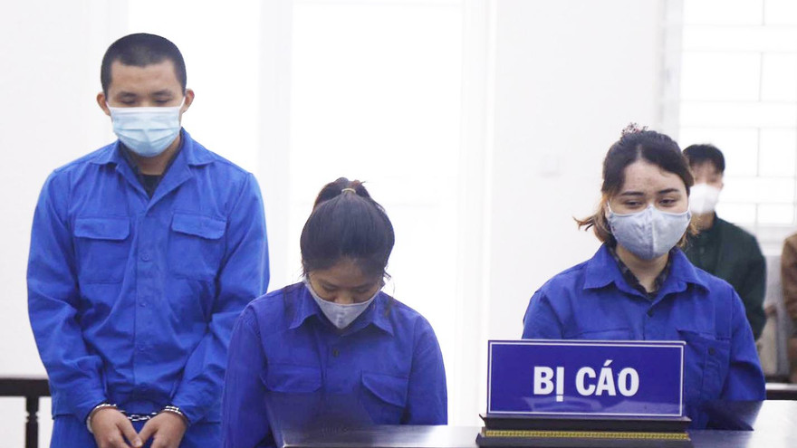 Các bị cáo Ou Guo Pei, Đinh Thị Huệ, Trần Thị Phương Thảo.