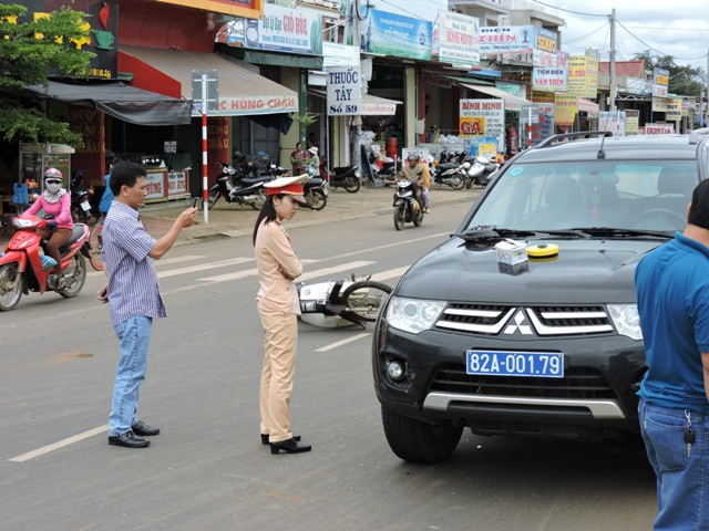 Cơ quan công an có mặt ở hiện trường.