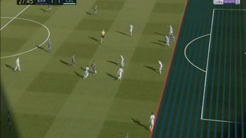 Suarez đứng trên hậu vệ cuối của Celta.