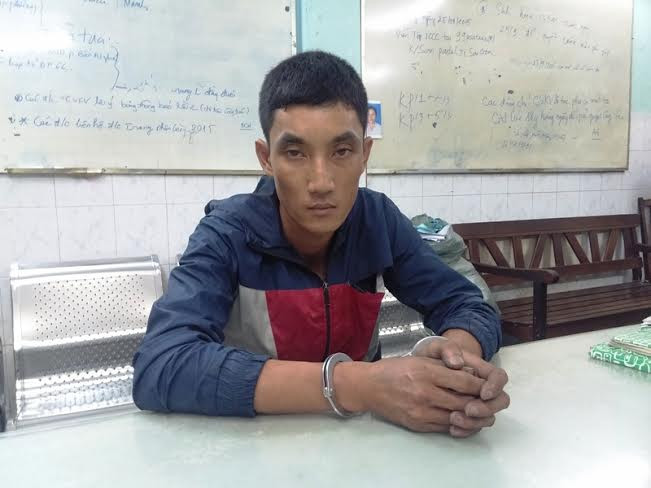  Hiến tại cơ quan công an. Ảnh CA cung cấp