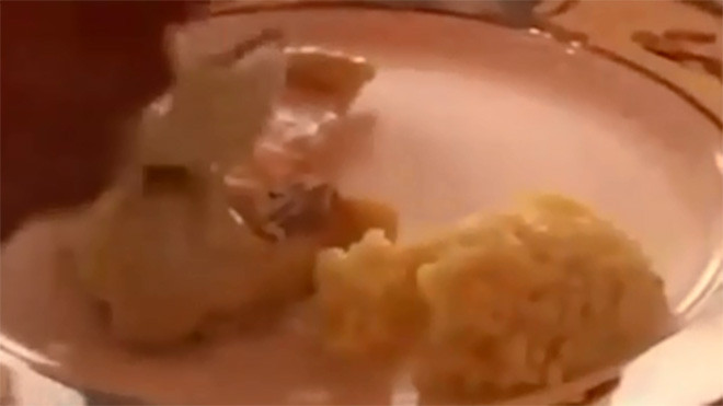 Thìa thông minh kiểm tra chất lượng thức ăn