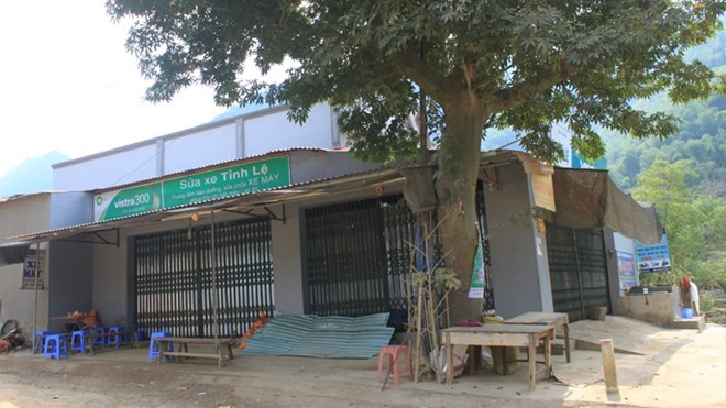 Hiện trường ngôi nhà nơi xảy ra vụ nổ. Ảnh: Hoàng Lam