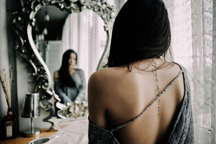 Bí ẩn 7 hình xăm trên người Lý Phương Châu - vợ cũ Lâm Vinh Hải 