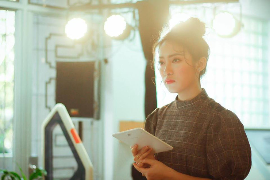 Ít ai biết nữ sinh Vinh 'bắn' 7 thứ tiếng 'gây sốt' đã đầu quân về VTV