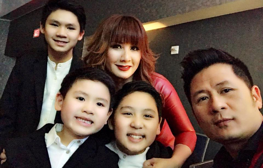 Bằng Kiều khoe 3 quý tử rất đẹp trai và tài năng