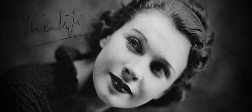 Ngắm nhan sắc kinh điển của minh tinh phim 'Cuốn theo chiều gió'