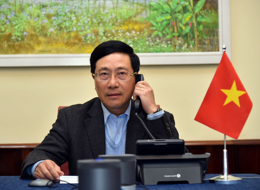 Phó Thủ tướng Phạm Bình Minh tại cuộc điện đàm. (Ảnh: Mofa)