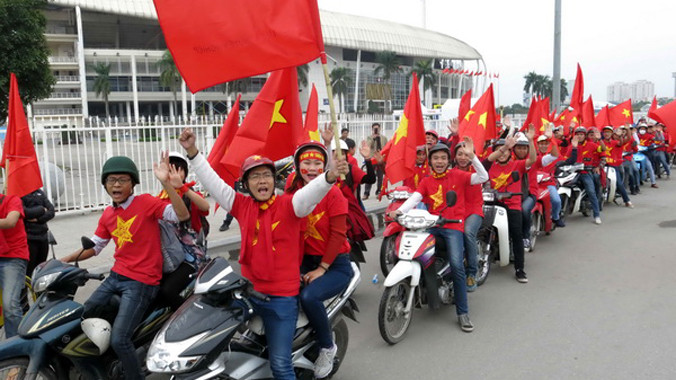 Hội cổ động viên VFS hứa hẹn sẽ làm nên bất ngờ tại Mỹ Đình đêm nay.