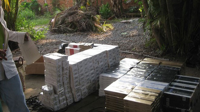 Thuốc lá lậu vận chuyển từ biên giới Campuchia qua Long An về TPHCM tiêu thụ.