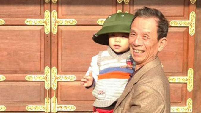 Nghệ sĩ Văn Hiệp.