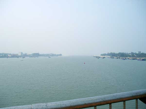 Bị đòi tiền nhậu, nhảy xuống biển trốn nhưng chết đuối