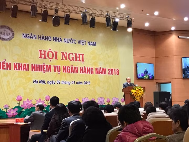 Thủ tướng Chính phủ phấn khởi trước những kết quả ngành NH đã đạt được 