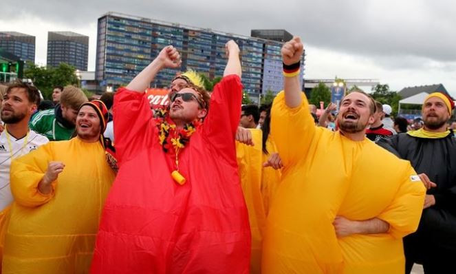 Những kiểu hóa trang ấn tượng nhất EURO 2016