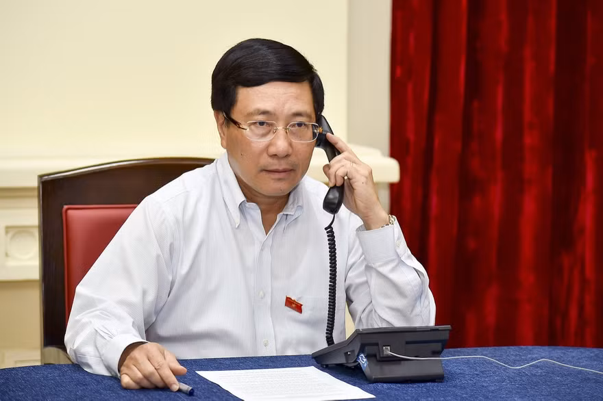 Phó Thủ tướng Phạm Bình Minh tại cuộc điện đàm. (Ảnh: BNG)