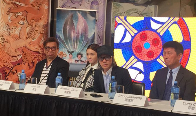 Châu Tinh Trì xuất hiện giữa nhiều tin đồn ông qua đời. Ảnh:Sina.