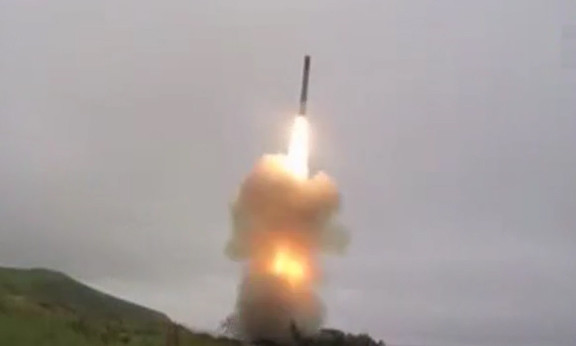 Mục kích tổ hợp tên lửa Bastion khai hỏa dữ dội