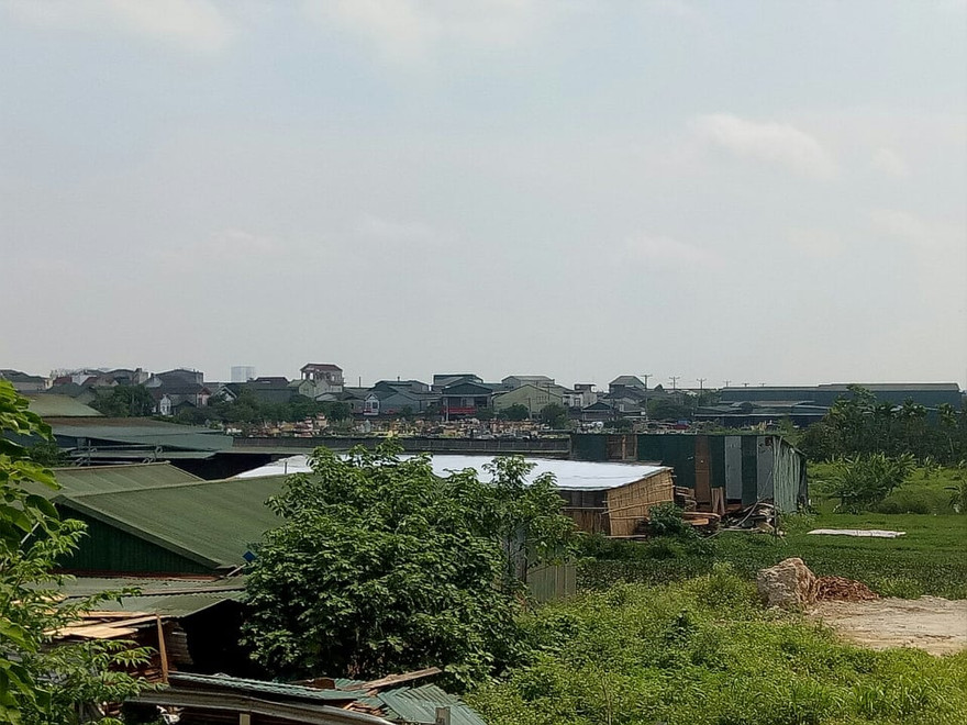 Nhà xưởng mọc tràn lan trên đất nông nghiệp tại huyện Đan Phượng