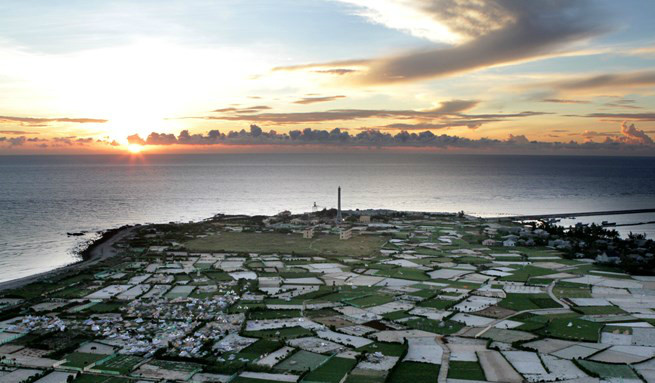 Bình minh trên đảo Lý Sơn. Ảnh: Phương Hoa/TTXVN