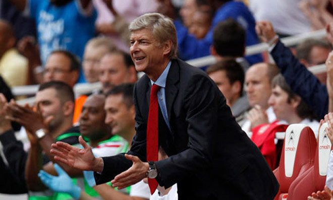 Cột mốc 1000 trận của Wenger có tiếng cười?