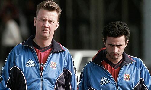 Van Gaal và Mourinho từng có thời gian dài là cộng sự ở Barcelona