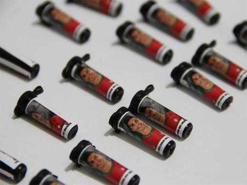 Những hộp ma túy nhỏ được ngụy trang bằng hình ảnh...Ronaldo