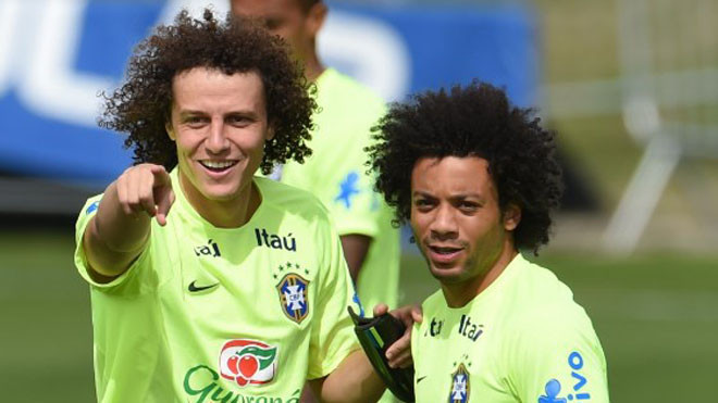 Thiago Silva là cầu thủ Brazil thường xuyên nhận thẻ vàng