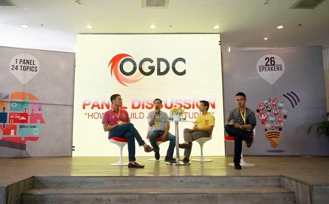 Các đại biểu tại hội thảo.