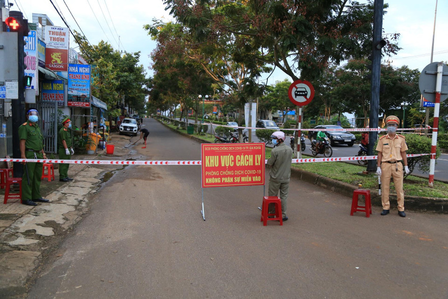 TP. Gia Nghĩa phong tỏa nhiều khu vực liên quan đến COVID-19