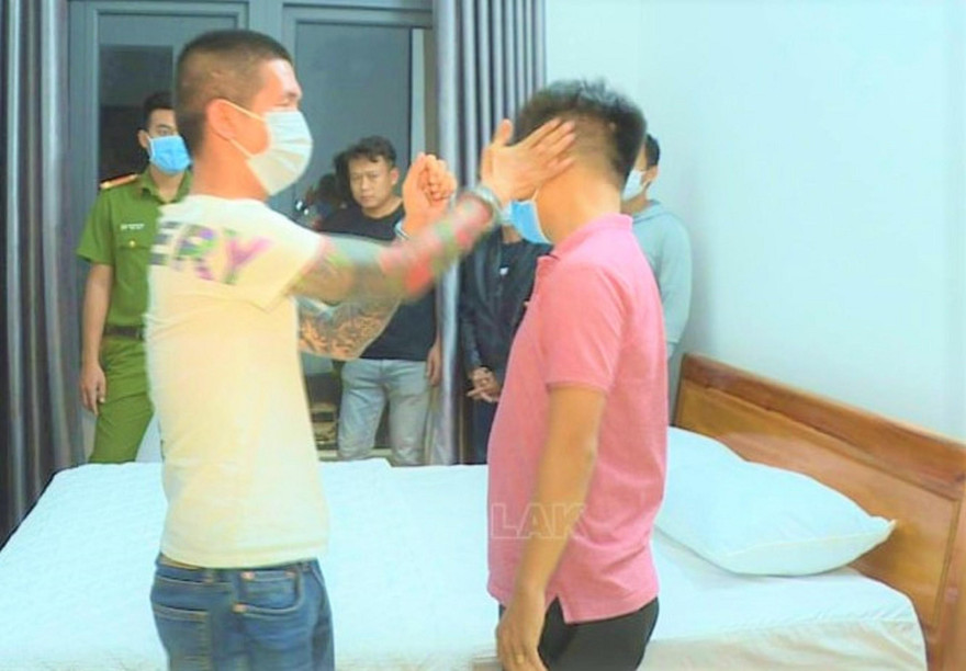 Công an dựng lại hiện trường vụ án