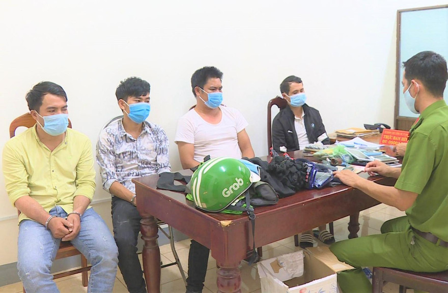 Bốn đối tượng liên quan đến hàng loạt vụ trộm tại cơ qua điều tra