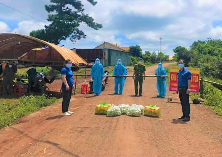 Huyện Krông Búk lập nhiều chốt kiểm soát dịch bệnh COVID-19