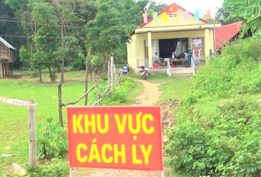 Ngành Y tế Đắk Lắk tiến ngành cách ly ca bệnh và khử khuẩn các khu vực liên quan. Ảnh minh họa.