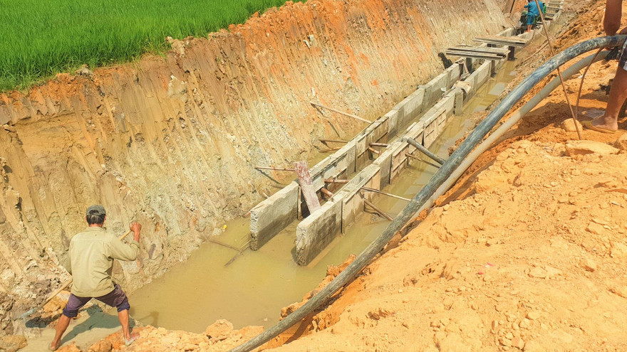 Kênh dẫn nước nằm sâu dưới lòng đất