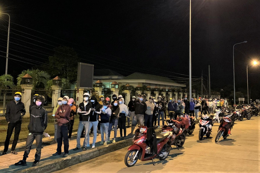 Nhiều công dân Đắk Nông về quê bằng xe máy hồi cuối tháng 7