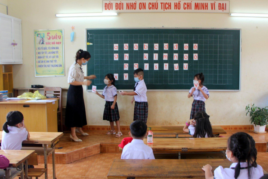 Một tiết học của cô trò Đắk Nông