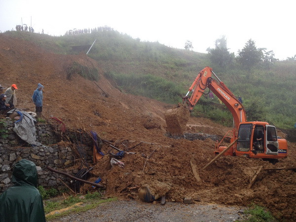 Sau 5 ngày tìm kiếm, xác ông Triệu Sành Khôn đã được tìm thấy. Ảnh: TN.