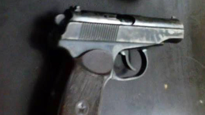 Khẩu súng K59 trên ô tô BKS 31F-0692.