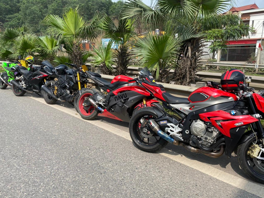 9 xe phân khối lớn bị tạm giữ xử lý.