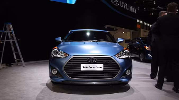 Veloster Rally Edition phiên bản 2016 có thiết kế thể thao.