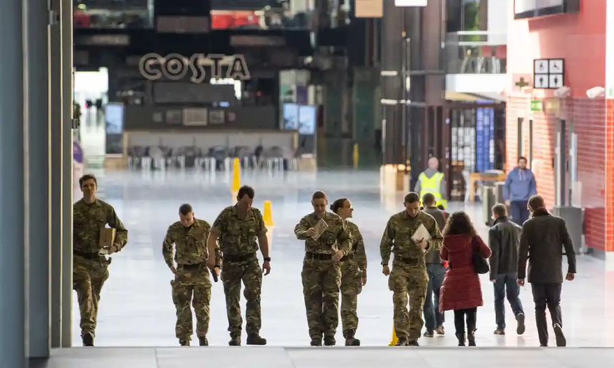 Các bệnh viện ở London trước nguy cơ quá tải vì dịch COVID-19