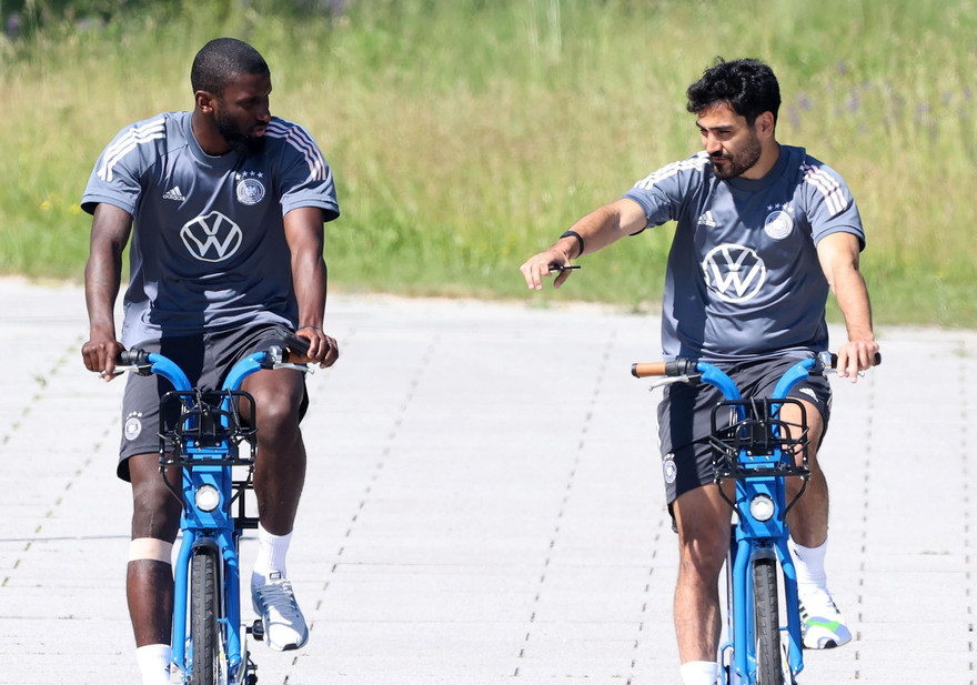 Ngôi sao tuyển Đức bị nhiễm trùng bí ẩn, chưa rõ cơ hội ra sân