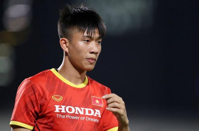 Văn Đức dằn vặt, chịu nhiều áp lực vì thi đấu không tốt