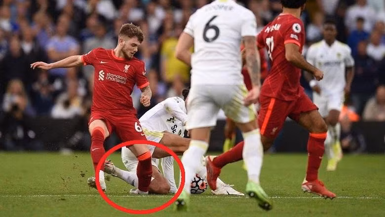 Tài năng trẻ Liverpool xuất viện sau chấn thương kinh hoàng