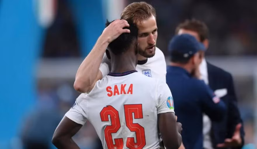Đội trưởng Tam sư Harry Kane: 'Trận thua này là nỗi đau theo chúng tôi suốt cuộc đời'