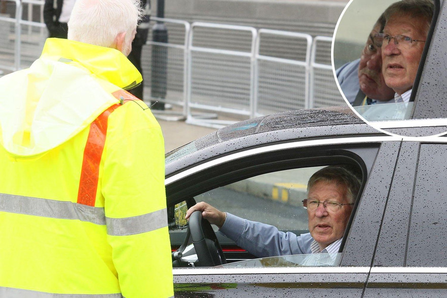 Sir Alex Ferguson bị từ chối phũ phàng khi đến xem Anh-Scotland 