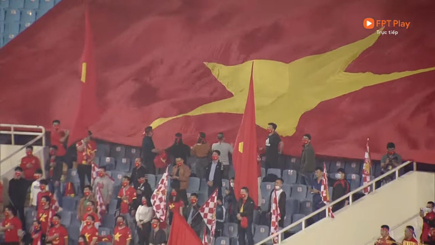 Trận đấu của Thái Lan ở AFF Cup 2020 có lượng khán giả gấp 10 lần trận Việt Nam