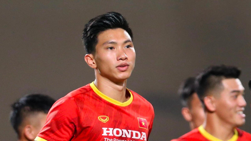 Văn Hậu: Thái Lan rất mạnh nhưng Việt Nam muốn vô địch thì phải thắng hết