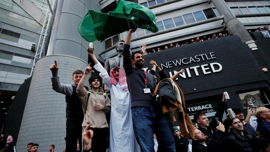 Newcastle về tay đại gia, các ông lớn Ngoại hạng Anh giận dữ đòi họp khẩn