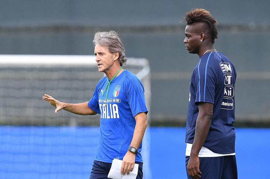 'Trai hư' Balotelli tha thiết: 'Tôi sẽ đi bộ từ Thổ Nhĩ Kỳ nếu được gọi lên tuyển Italia'