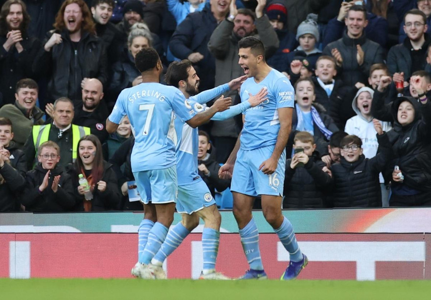 Rodri 'nã đại bác', Man City diệt gọn Everton